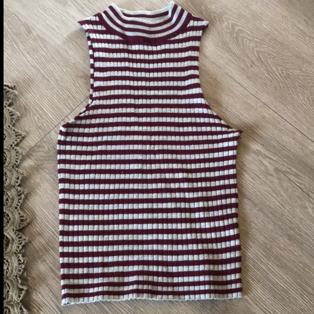 Ribbed mockneck Top
